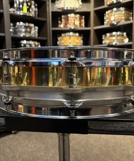 Alternative view of CB700 Gibraltar Vintage Brass Free Floater Piccolo Snare 3.5x14