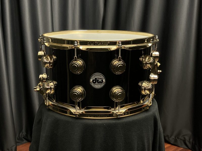 DW Drums Collector’s Series 8×14 Black Nickel Over Brass Snare Drum with Gold Hardware DRVB0814SVG