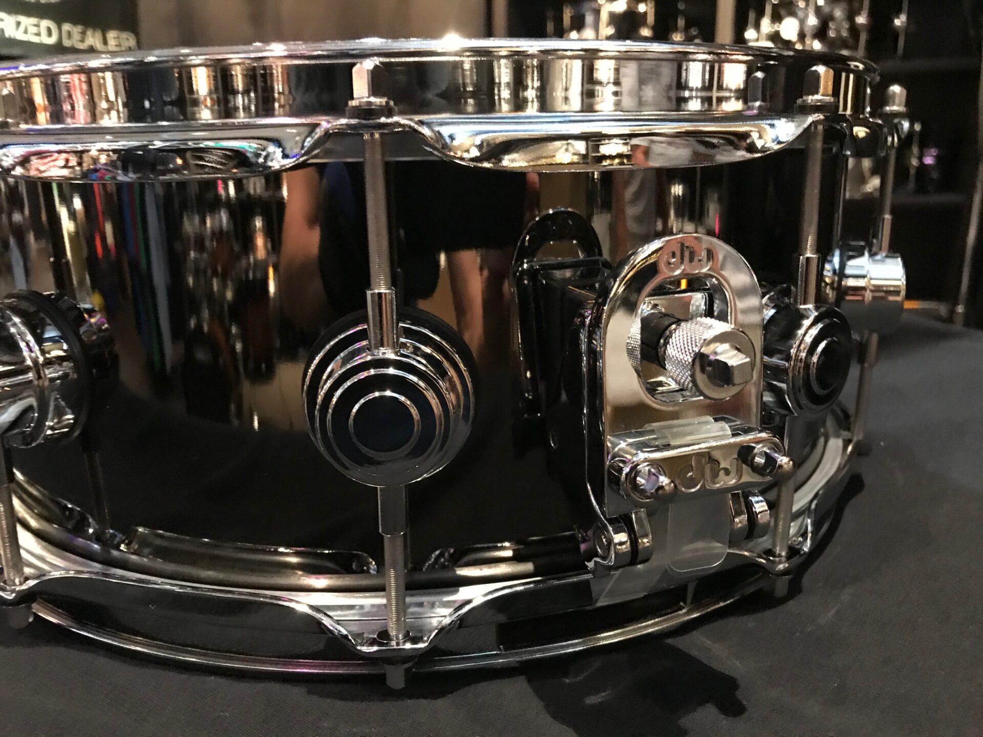 DW Drums Collector Series 5.5x14 Black Nickel Over Brass Snare Drum With Chrome - Image 2