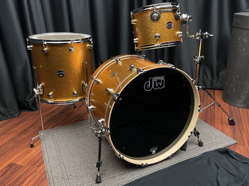 DW Drums Performance Series Maple 3pc Gold Sparkle Kit