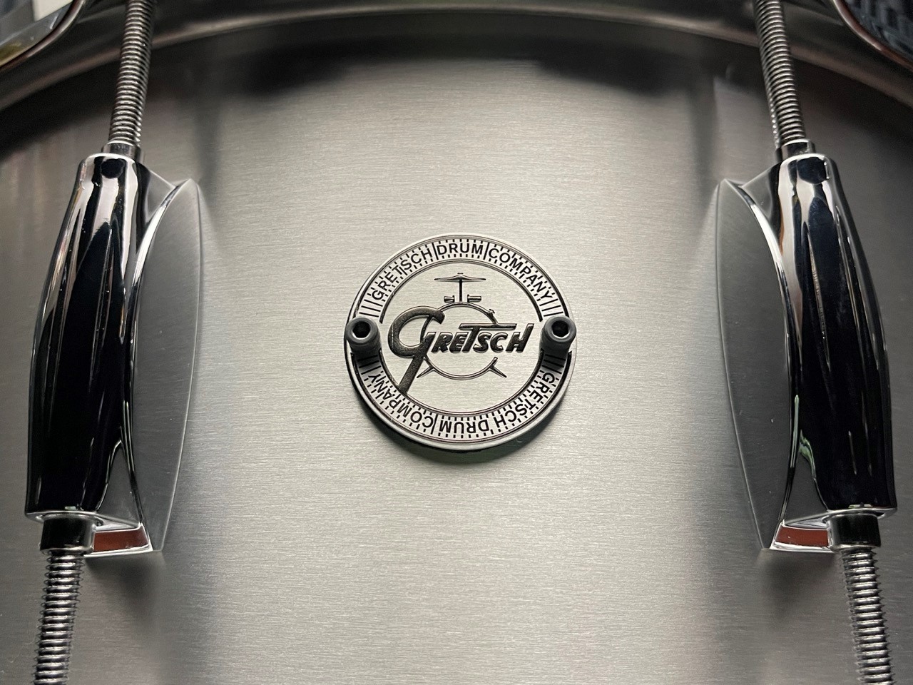 Gretsch Full Range 6.5×14 Grand Prix Aluminum Snare Drum - Image 4