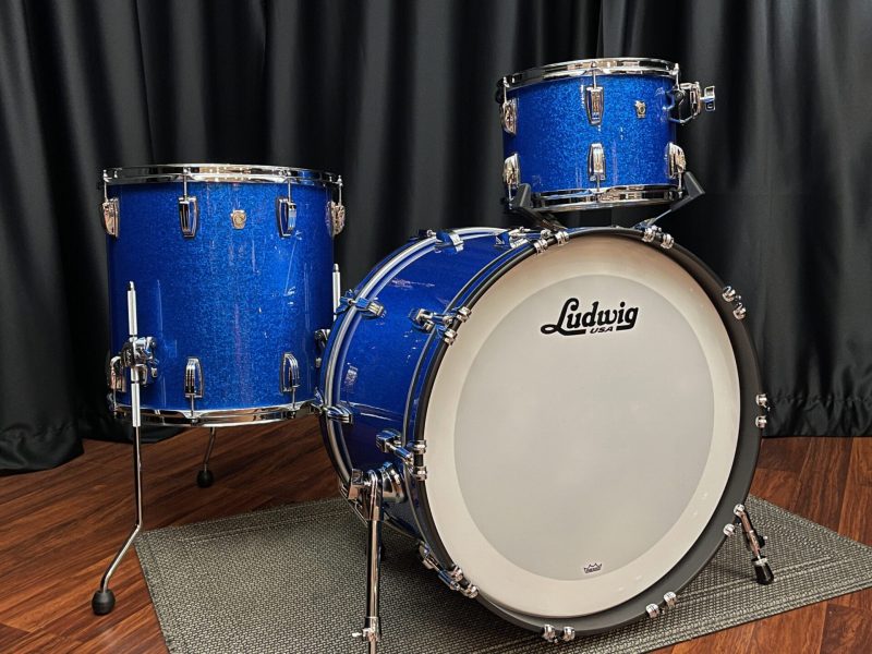 Ludwig Drums USA Classic Oak Fab 13, 16, 22 kit Blue Sparkle
