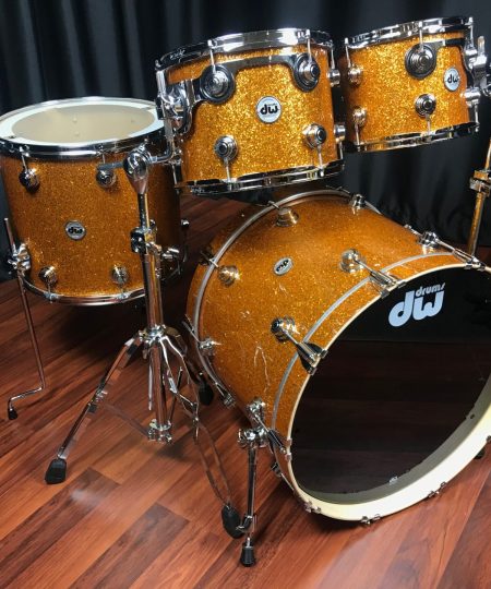 Alternative view of DW drums Collector's Pure Maple 333 Burnt Orange Glass 4pc kit