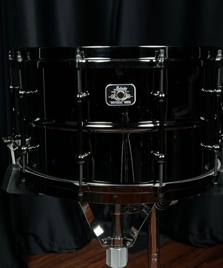 Alternative view of Ludwig Universal Brass 8x14 Snare Drum LU0814 With Black Nickel Hardware