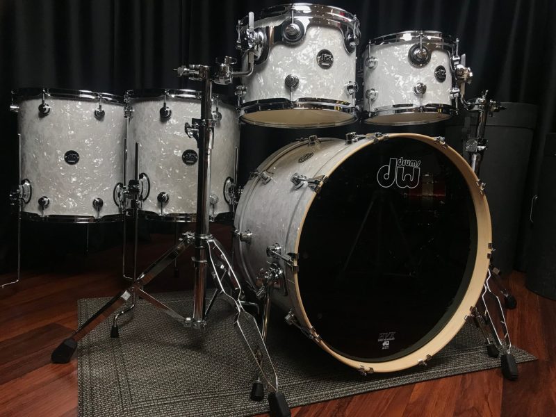 DW Drums Performance Series Maple 5pc White Marine Pearl Kit