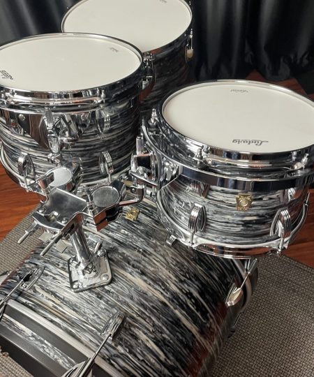 Alternative view of Ludwig Drums USA Classic Maple Vintage Black Oyster 10, 12, 14, 20 kit