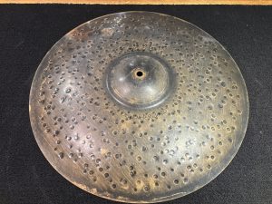 Paiste Used Signature 20 in. Dry Dark Ride Cymbal 2765g