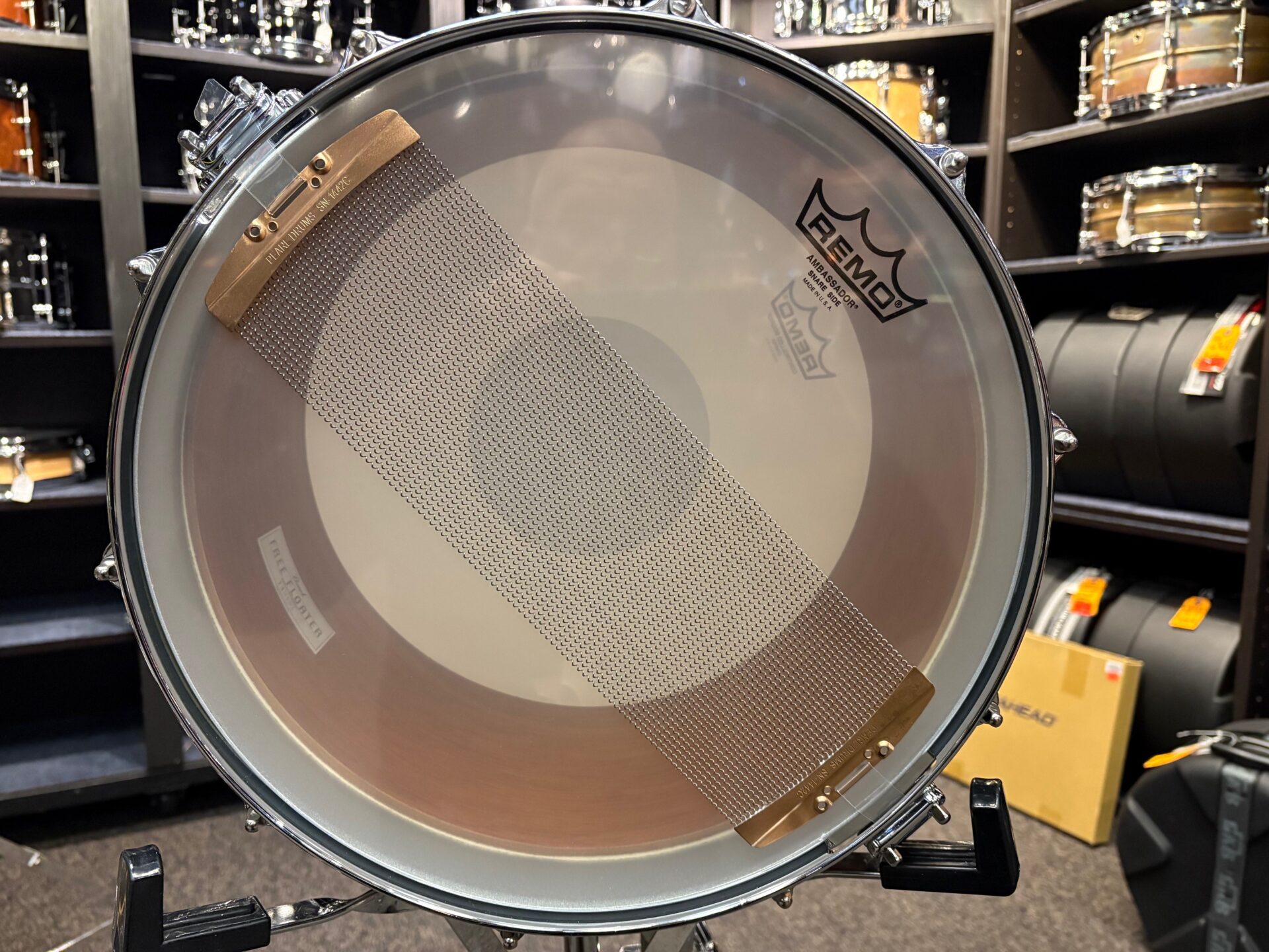 Pearl Used FFS 8 x14 African Mahogany Free Floating Snare Drum - Image 4