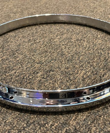 Premier Used Signia 14 in. 10 lug Die-Cast Aluminum Snare Batter Hoop Chrome