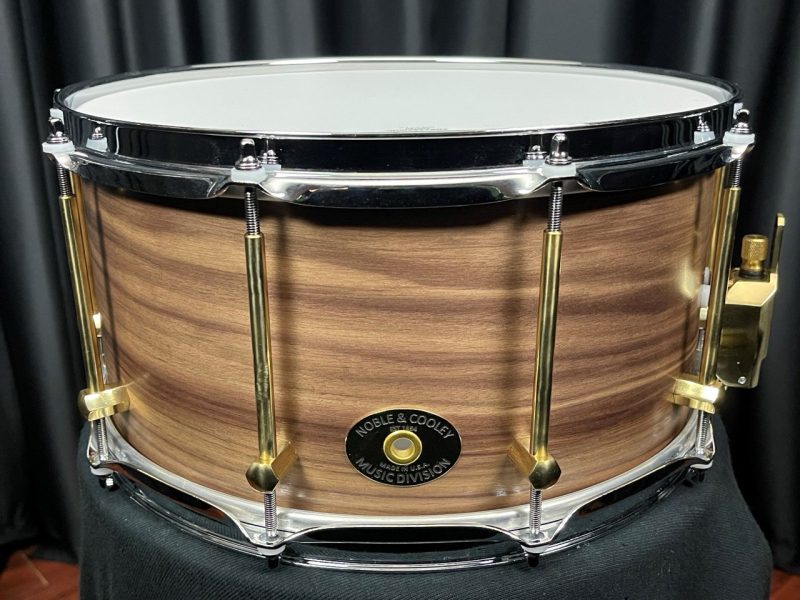 Noble & Cooley Drums 7×14 Solid Shell Walnut Snare Drum