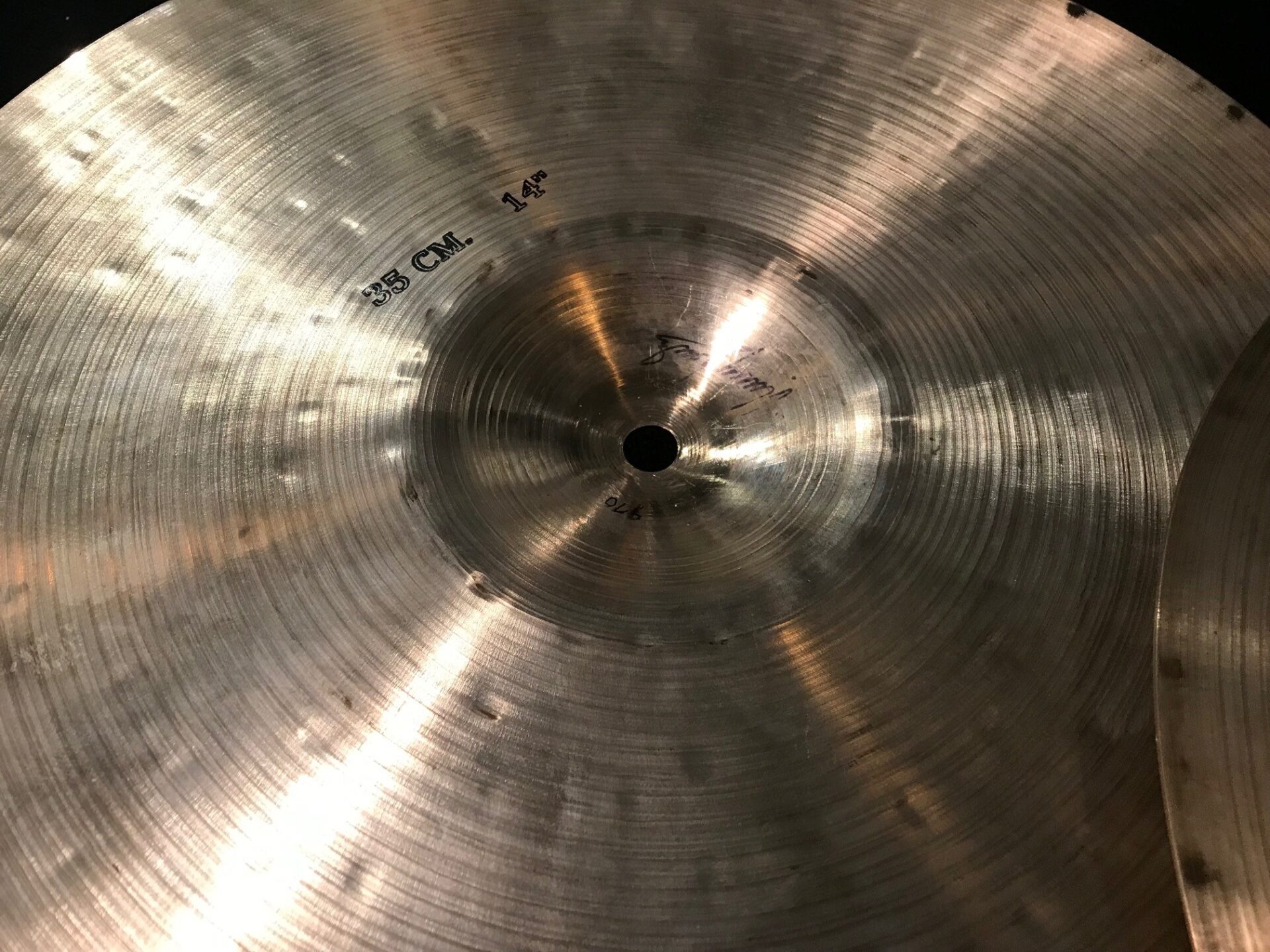Sabian Used Cymbals 80's Vintage 14 in. Hi Hat Pair 1245g Top 970g Bottom - Image 6