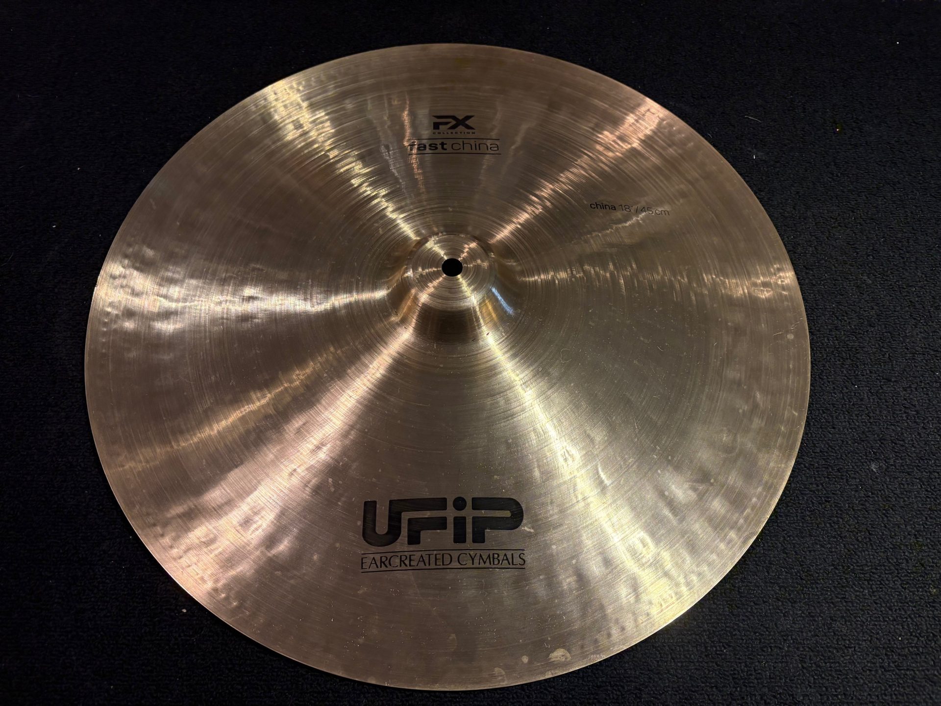 UFIP Used FX 18 in. Fast China Cymbal 1165g