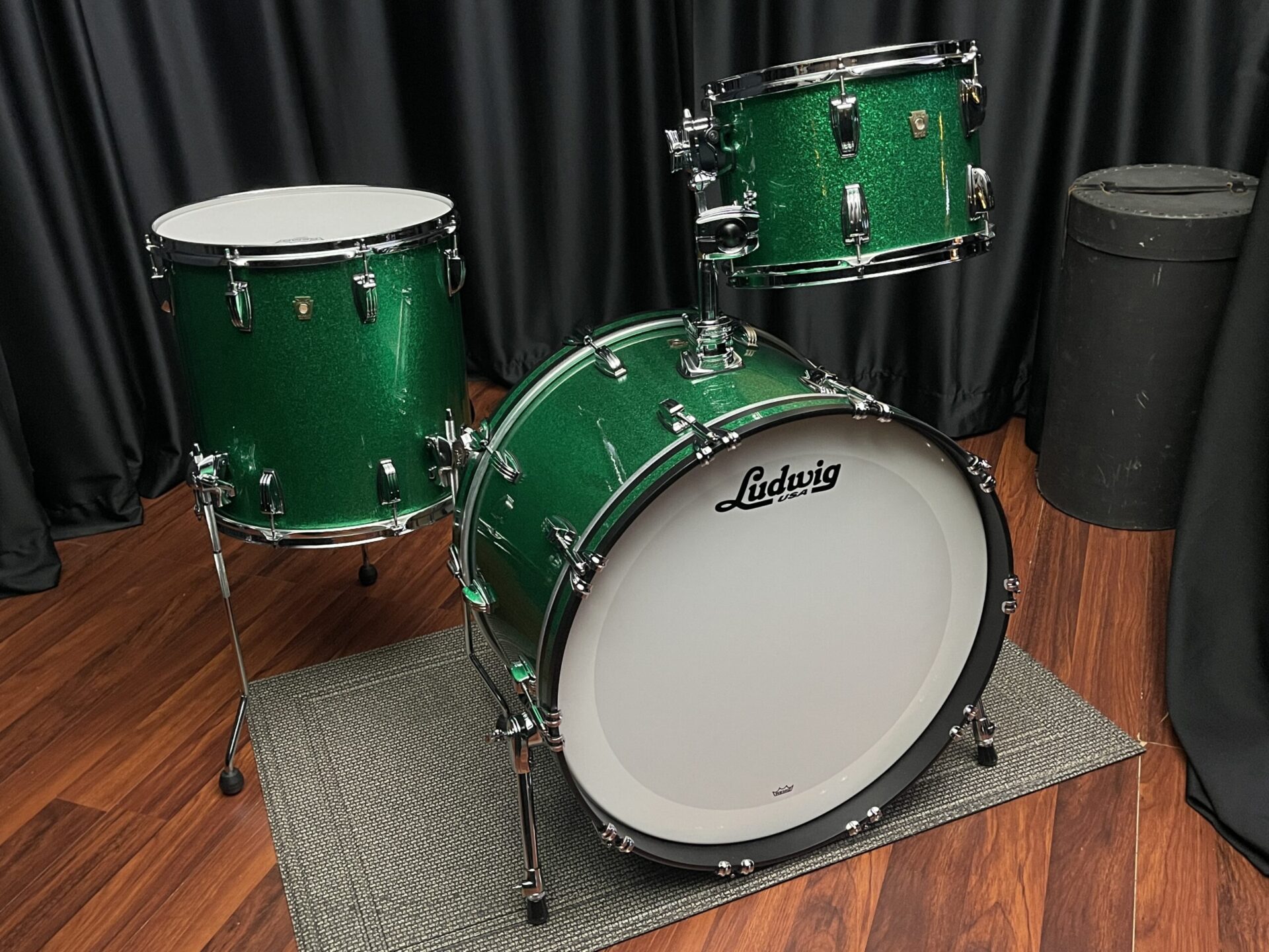 Ludwig Used Drums Sets USA Classic Maple Green Sparkle 13, 16, 24 Kit - Image 4