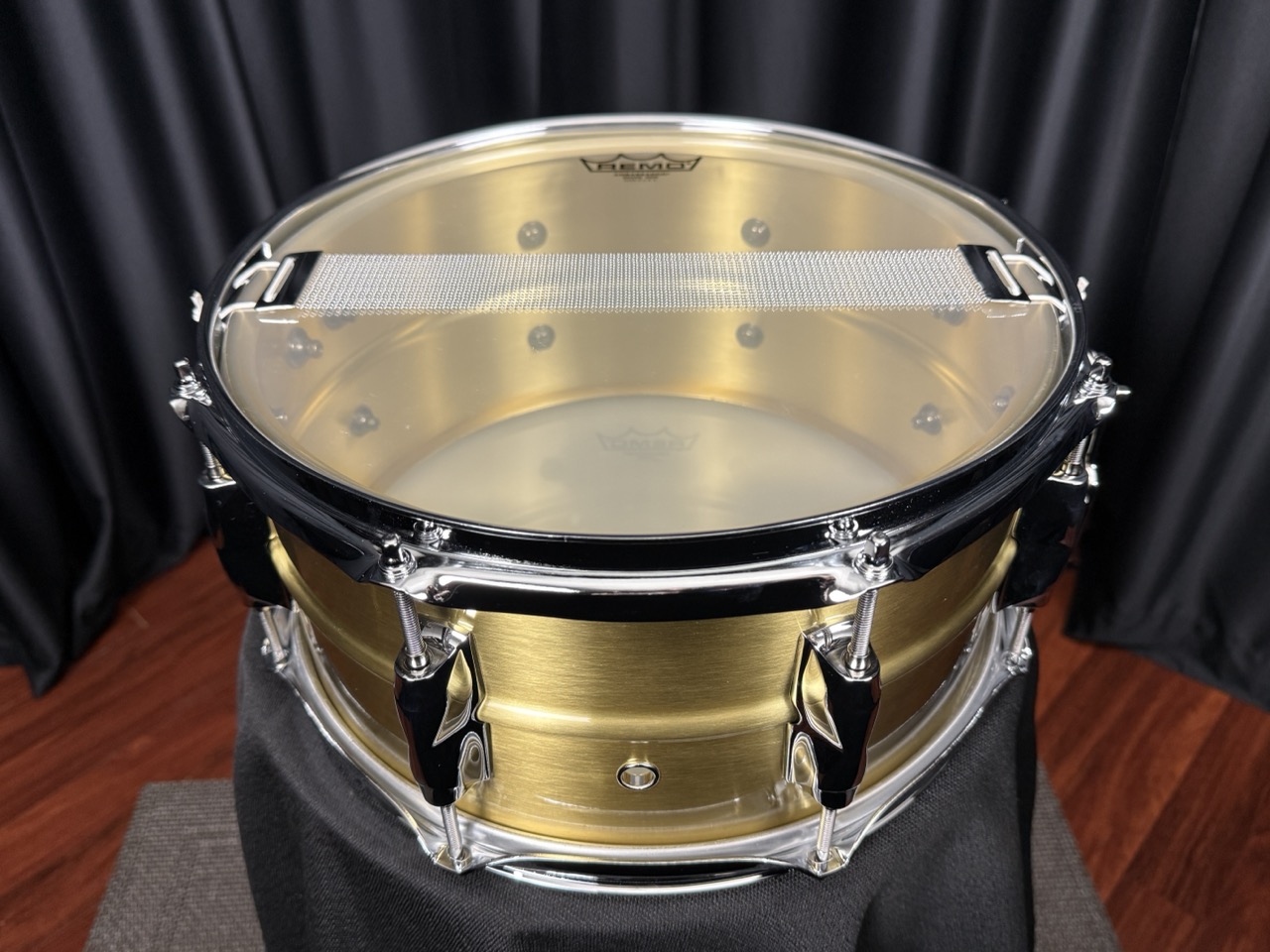 Yamaha Recording Custom 6.5 x 13 Brass Snare Drum - Image 4