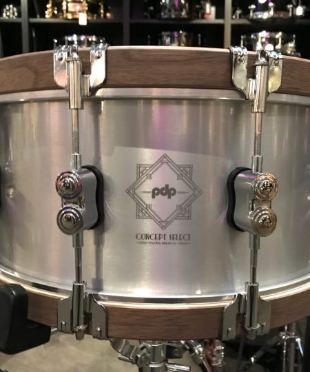 Alternative view of PDP Concept Select 3mm Aluminum 6.5x14 Snare Drum w/ Walnut hoops