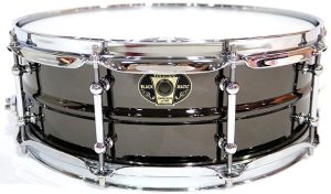 Ludwig LW5514C Black Magic 5.5x14 in. Brass Snare Drum Black Nickel-Plated