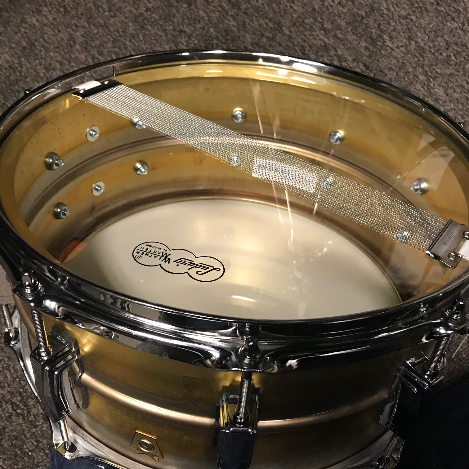 Ludwig 6.5x14 in. Raw Brass Supraphonic Snare Drum LB464R - Image 4