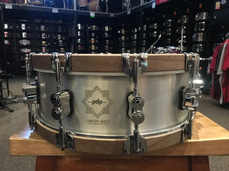 PDP Concept Select 3mm Aluminum 5x14 Snare Drum w/ Walnut hoops