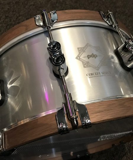 PDP Concept Select 3mm Aluminum 6.5x14 Snare Drum w/ Walnut hoops