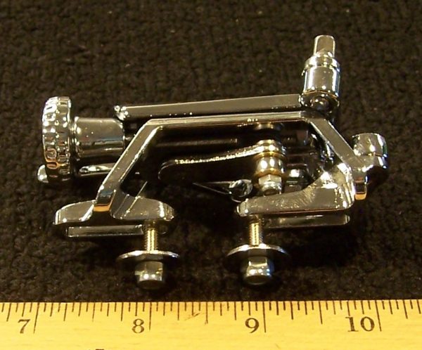 INDe SB1X Chrome Snare Strainer Right Side