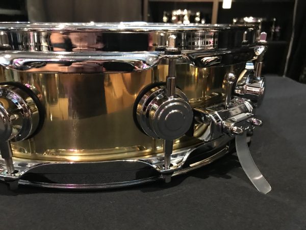 DW drums Collector’s B-stock Bell Brass 4×14 in. snare drum with chrome hardware