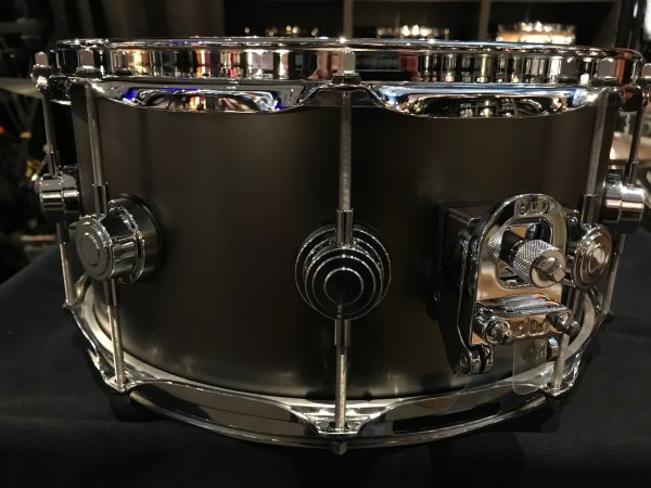 DW Drums new Drum Workshop 6.5×14 Collector’s Snare Black Satin Brass w/ Chrome