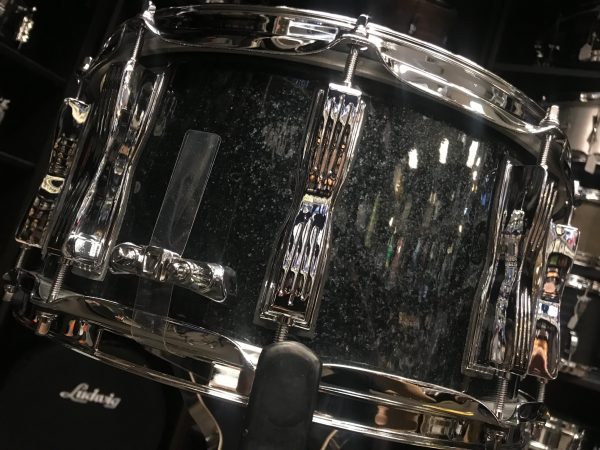 Ludwig Drums Classic Maple USA 6.5×14 Black Sparkle Snare Drum