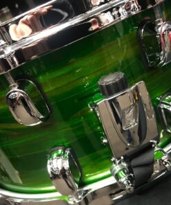 Tama Starclassic Walnut and Birch 6.5×14 Snare Drum Lacquer Shamrock Oyster