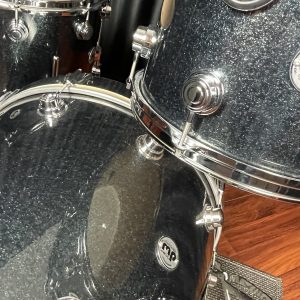 DW Drums Pure Maple Drum Workshop Collector’s Gun Metal Sparkle Glass 3pc kit