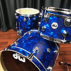 DW Collectors Series Blue Moonstone Pure Maple 333 tom