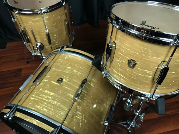 Ludwig USA Classic Maple Aged Onyx Kit Club Date Build Downbeat Close View Top