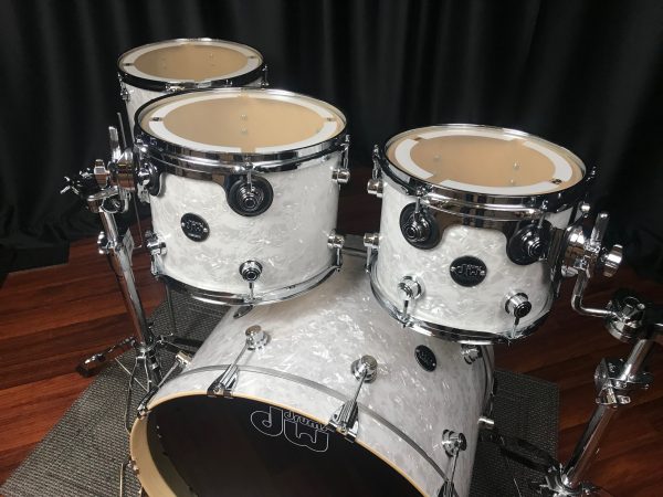 DW Drums Performance Series Maple 5pc White Marine Pearl