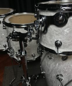 DW Drums Performance Series Maple 5pc White Marine Pearl