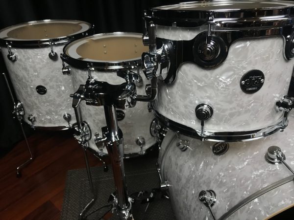 DW Drums Performance Series Maple 5pc White Marine Pearl