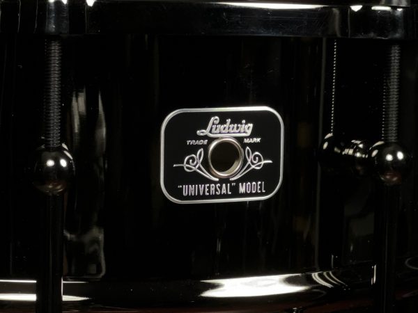 Ludwig Universal Brass 8×14 Snare Drum LU0814 With Black Nickel Hardware