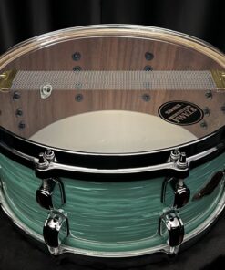 Tama drums Starclassic Walnut / Birch 6×13 snare drum Surf Green Silk 10 Tama drums Starclassic Walnut and Birch 6×13 snare drum Surf Green Silk