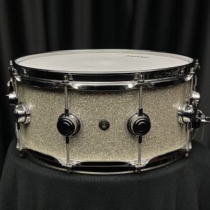DW 6×14 Drum Workshop Collector’s Pure Maple SSC Broken Glass Snare Drum Used