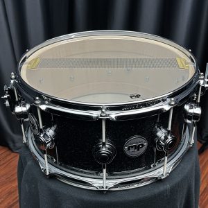 DW six point five by fourteen snare Drum Workshop Collector’s Pure Maple SSC Black Ice Snare Drum snare side