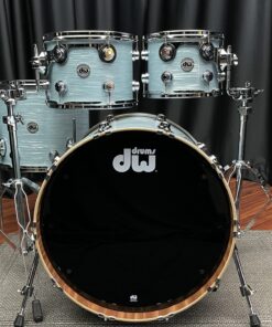 DW Collector's Series Maple Mahogany 4pc set in Pale Blue Oyster front