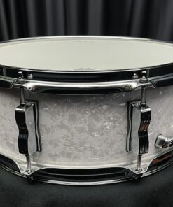 Ludwig Jazz Fest 5.5x14 snare drum in white marine pearl finish. Legacy Mahogany shell. Showing snare butt.