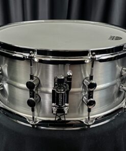 Sonor Kompressor Series 6.5x14 Aluminum Shell Snare Drum 6 Sonor Kompressor Series six point five by fourteen aluminum shell snare throw off