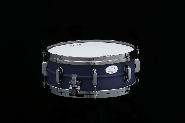 Tama Limited Edition Lil John Roberts snare drum five point five by fourteen inch snare drum only one hundred fifty worldwide deep blue anodized finish with black nickel hardware snare butt
