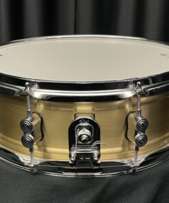 PDP Dual-beaded 1mm Natural Satin Brushed Brass five by fourteen Snare Drum mag throw off