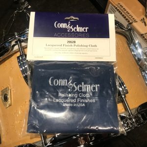 Conn-Selmer 12 inch by 14 inch blue polishing cloth for lacquer finishes