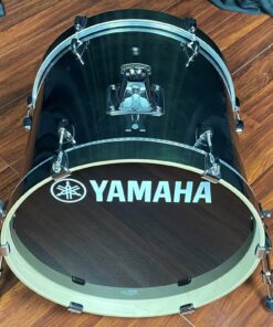 Yamaha Raven Black Stage Custom eighteen inch bass drum