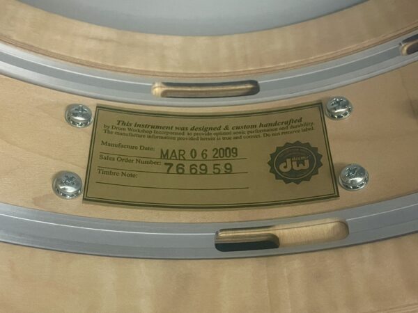Interior Label with date on 6x14 DW EQ Snare Drum Solid Black
