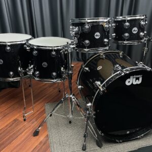 Used DW Collector's Series Set in Black Mirra Lacquer Specialty Five Piece