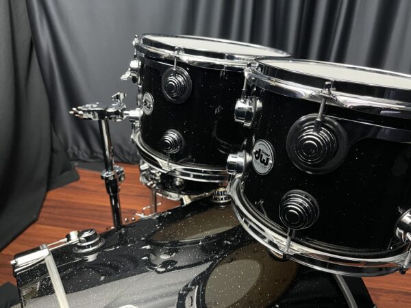 Used DW Collector's Series Set in Black Mirra Lacquer Specialty Mounted Toms