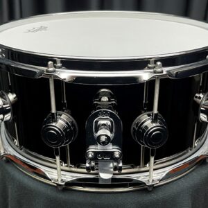 DW 6514 Black Nickel Over Brass Snare with Chrome Hardware Mag Throw