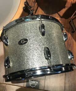Slingerland Niles Vintage 9 x 13 Tom in Silver Sparkle Front With Badge